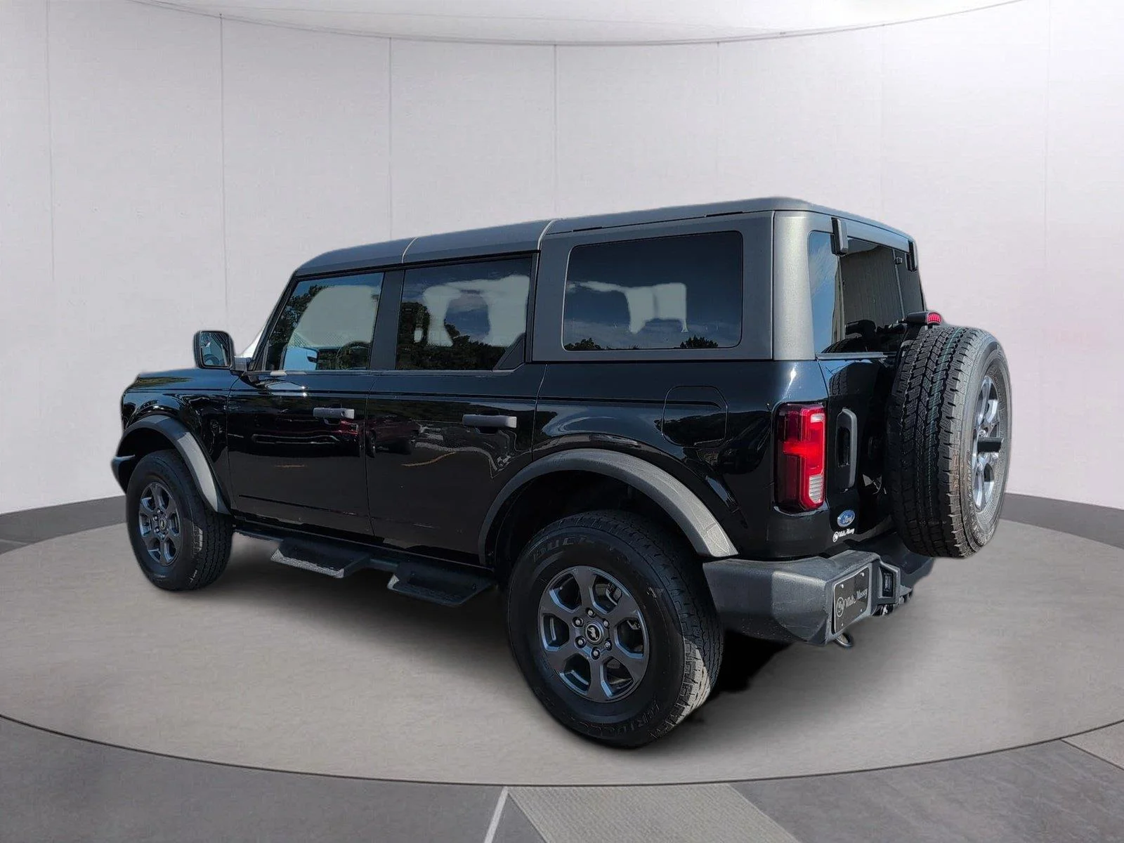 Used 2023 Shadow Black Ford Big Bend image 3