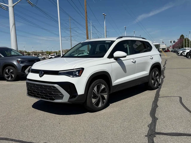 2026 Volkswagen Taos SE