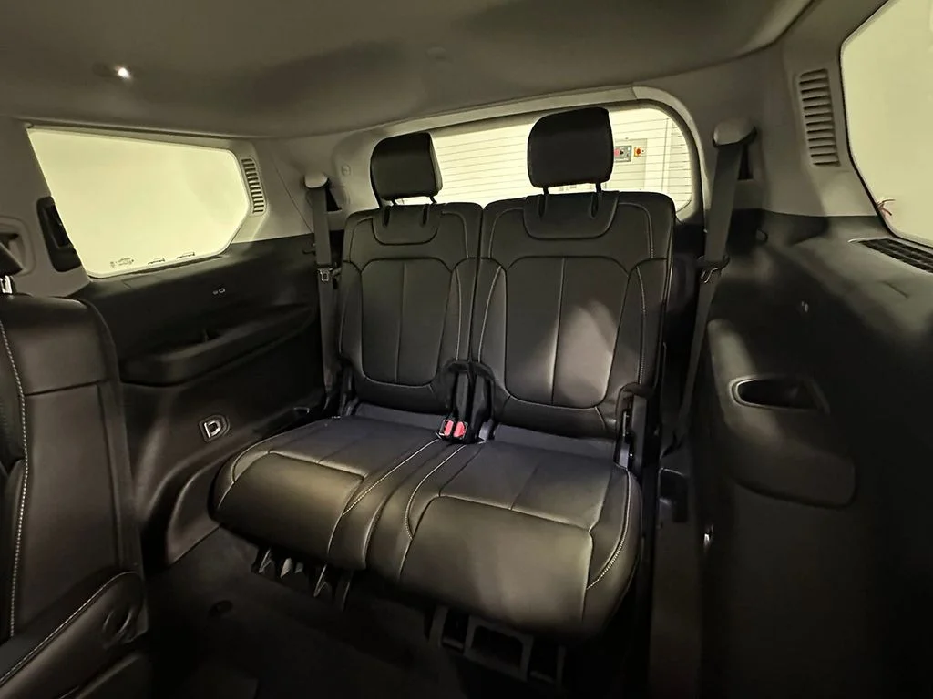 Used 2023 White Jeep Limited image 17