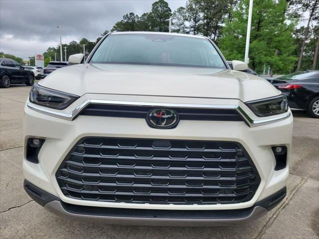 Certified Used 2024 COASTAL CREAM Toyota  image 4
