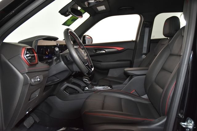 Used 2025 Black Chevrolet RS image 32