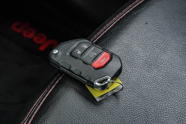 Used 2022 Gray Jeep Rubicon image 76