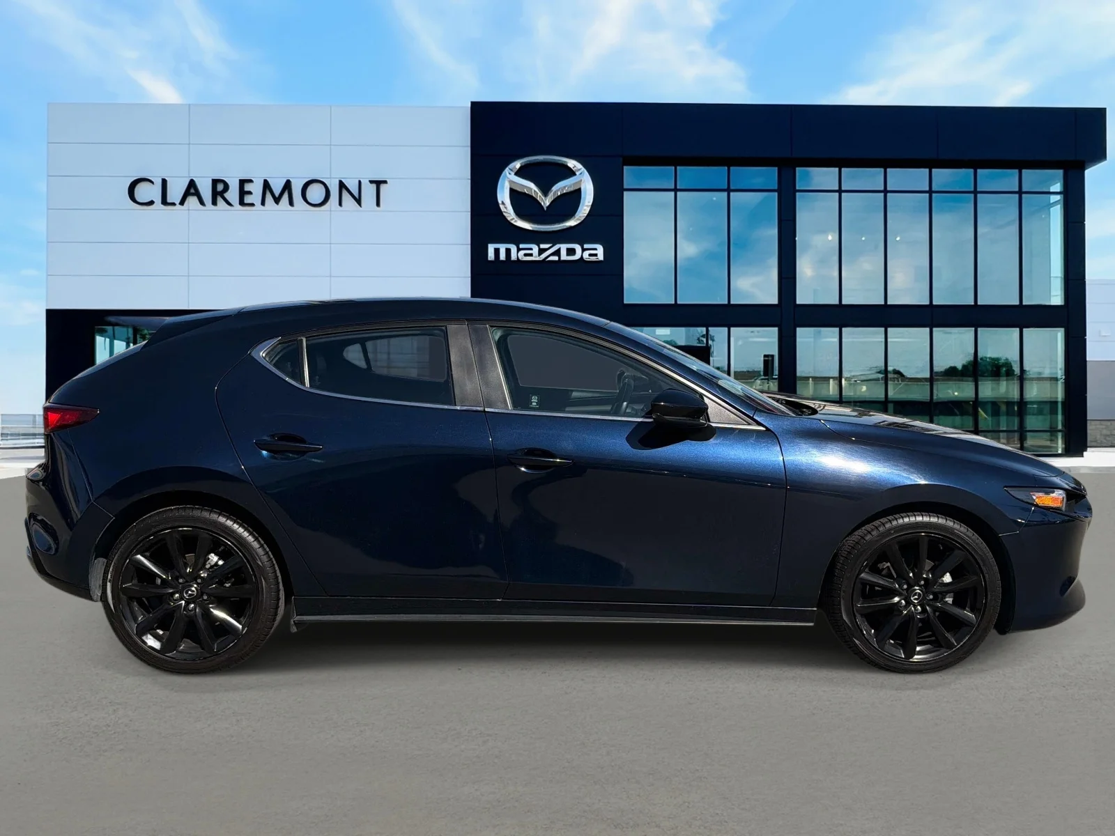 Used 2024 Deep Crystal Blue Mica Mazda 2.5 S Select Sport Auto FWD image 4
