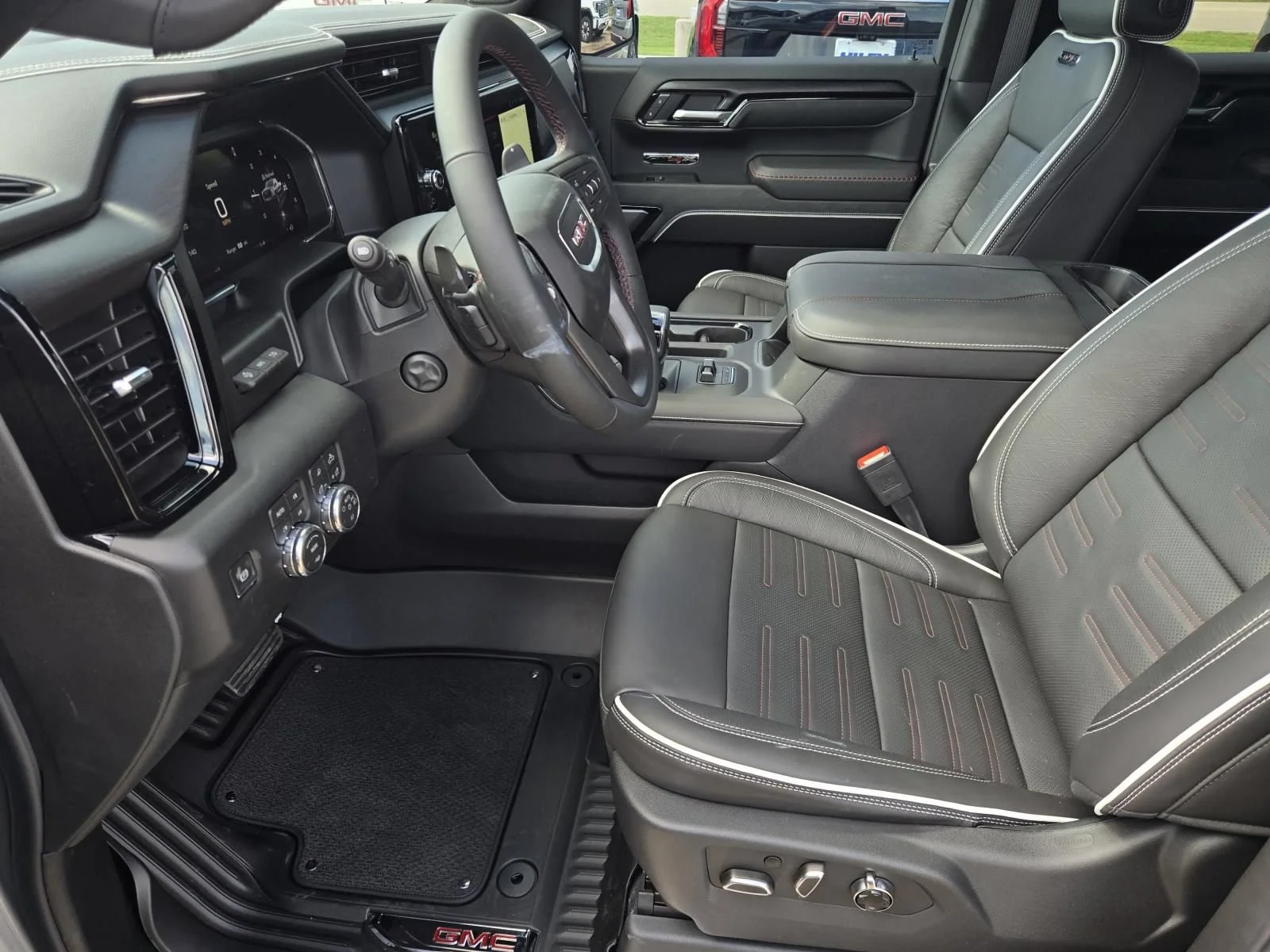 2026 GMC Sierra 1500 AT4X - Photo 8