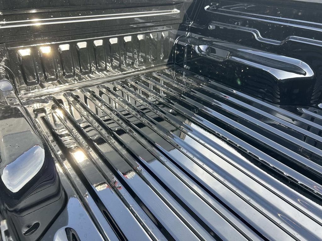 New 2026 Shadow Black Ford XL image 12