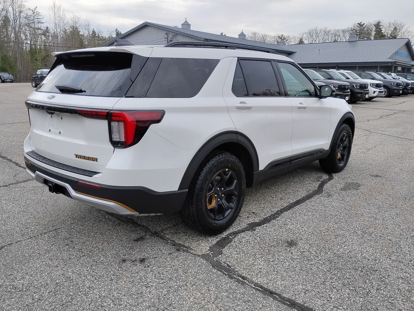 New 2026 Star White Metallic Tri-Coat Ford Tremor® image 7