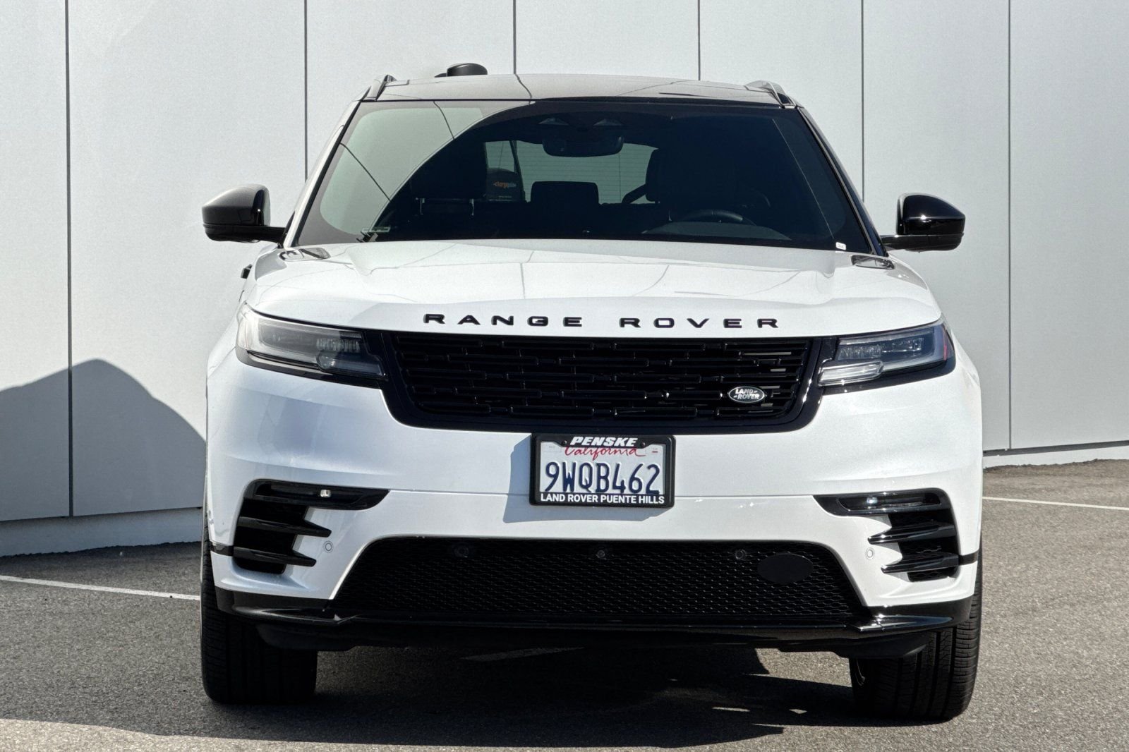 Certified Used 2026 White Land Rover Dynamic SE image 8