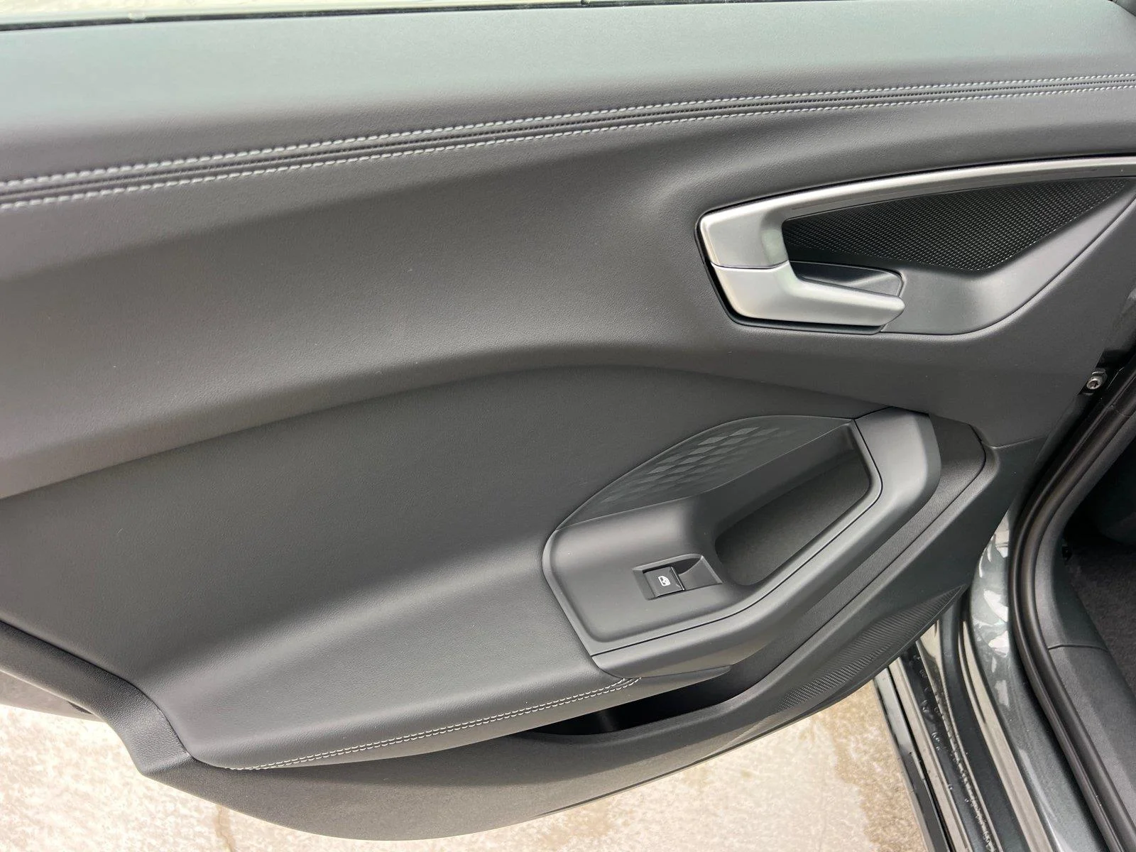 New 2026 Daytona Gray Metallic Audi Premium image 16