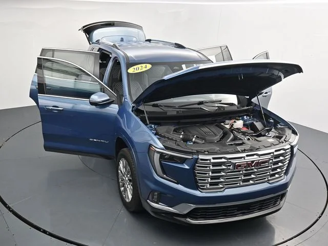 Used 2024 Blue GMC Denali image 39