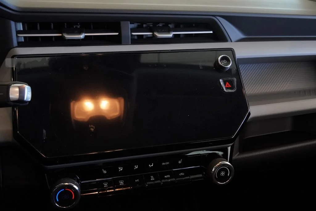 New 2027 Mosaic Black Metallic Chevrolet LT image 15