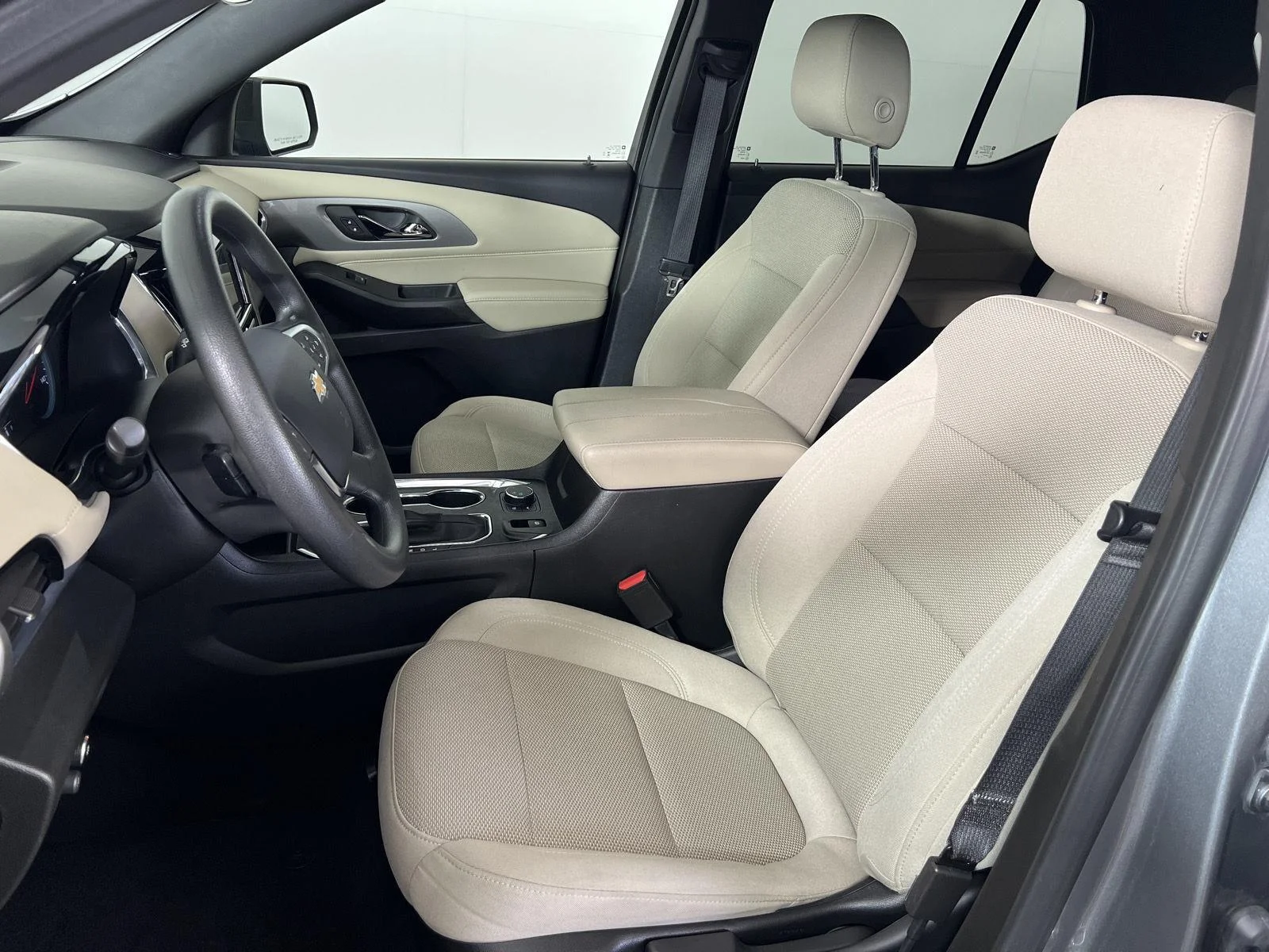 Used 2023 STERLING GRAY METALLIC Chevrolet LS image 5