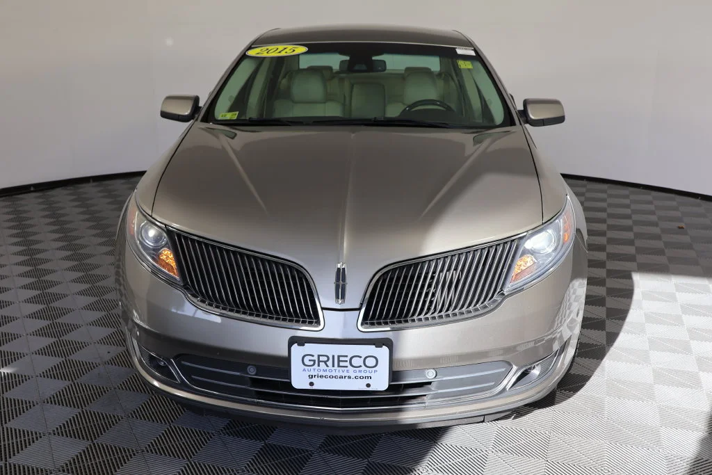 Used 2015 Luxe Lincoln  image 3