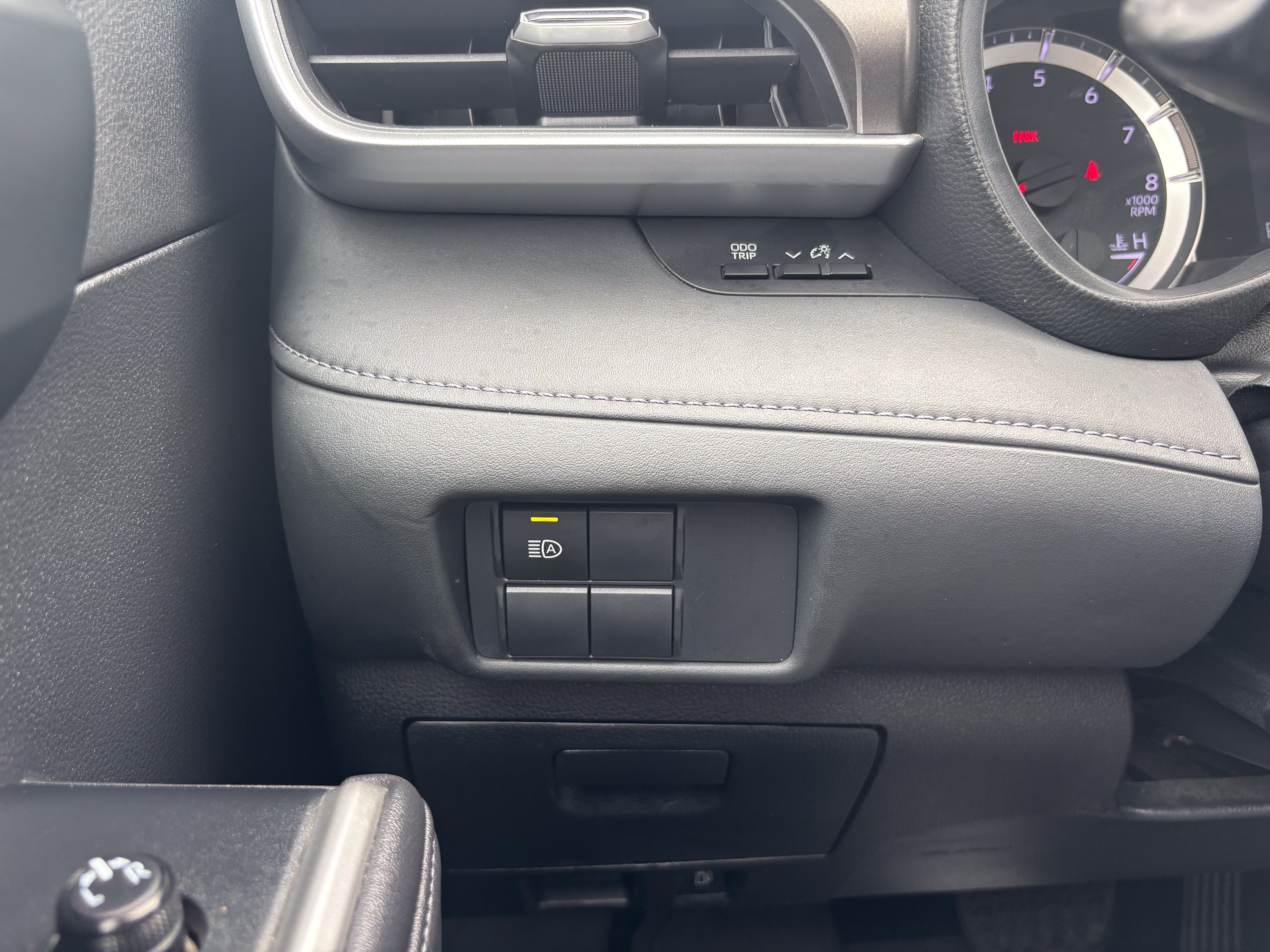 Used 2020 Magnetic Gray Metallic Toyota L image 20