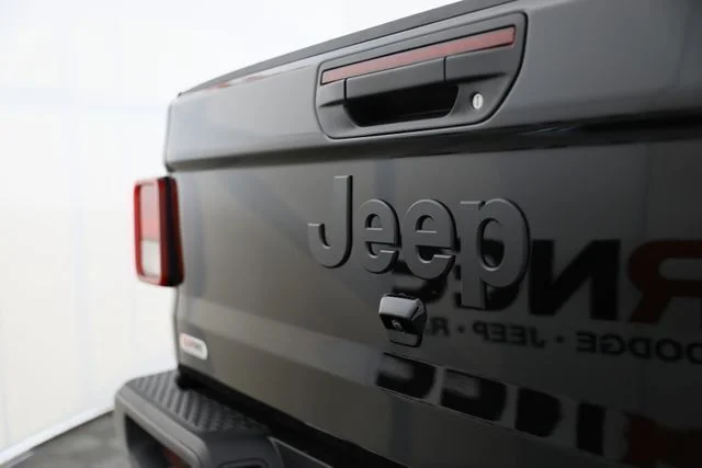 New 2026 Black Clearcoat Jeep 85th Anniversary Edition image 36