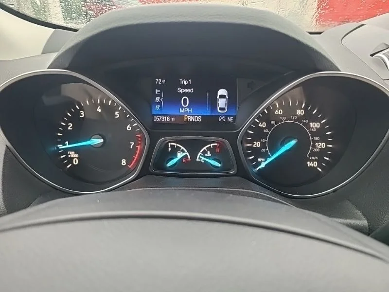 Used 2017 Blue Ford SE image 14