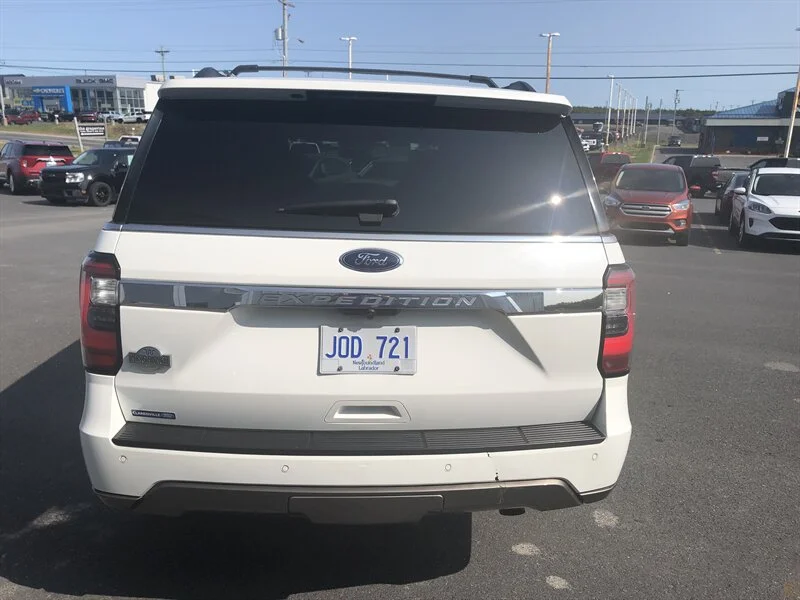 Used 2021 White Ford King Ranch image 17