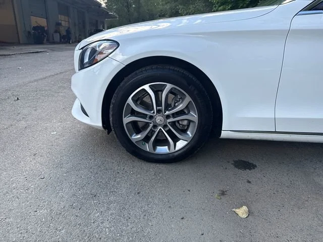 Used 2015  Mercedes-Benz C 300 image 23