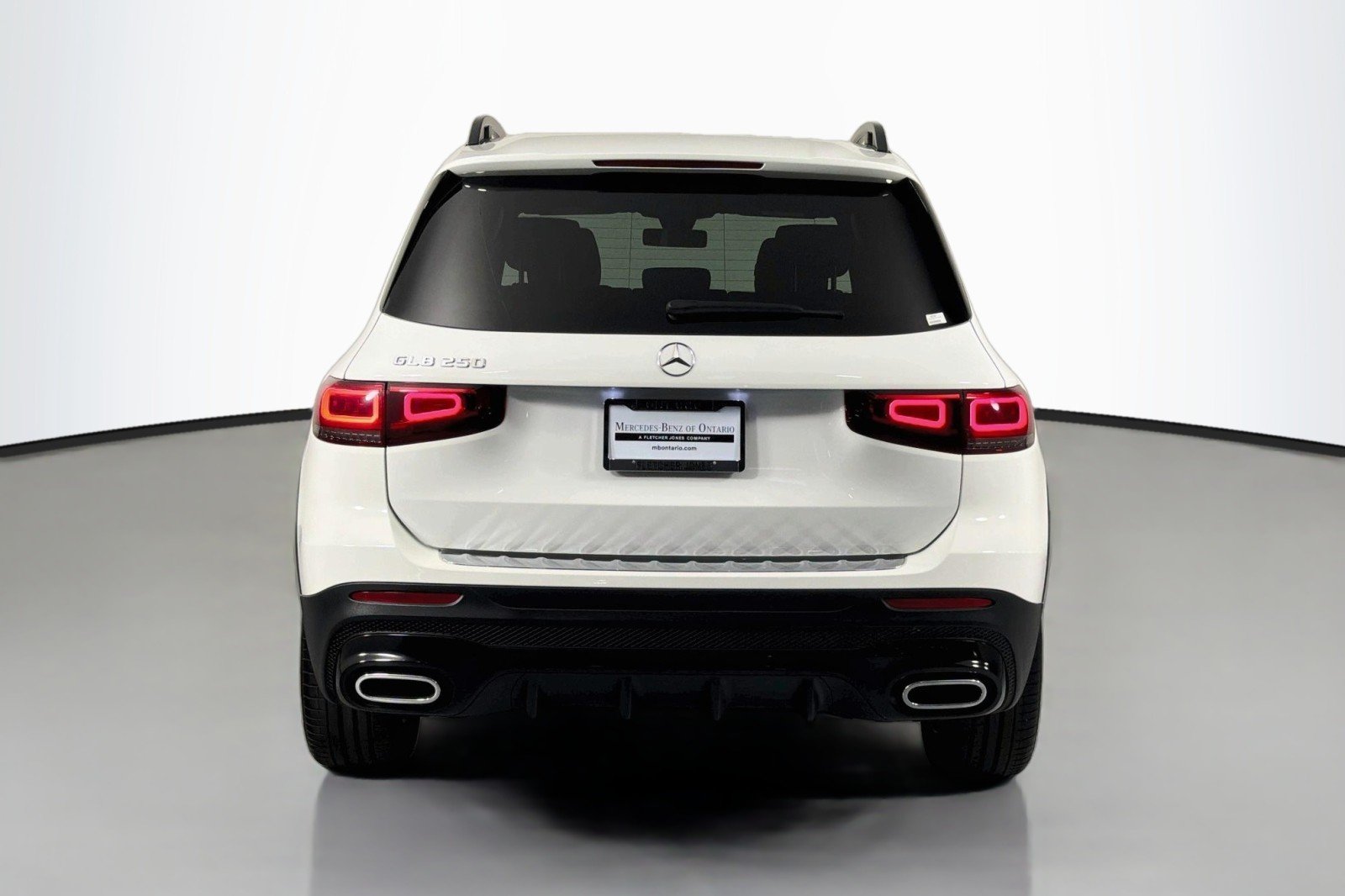 Used 2023 Polar White Mercedes-Benz 250 image 3