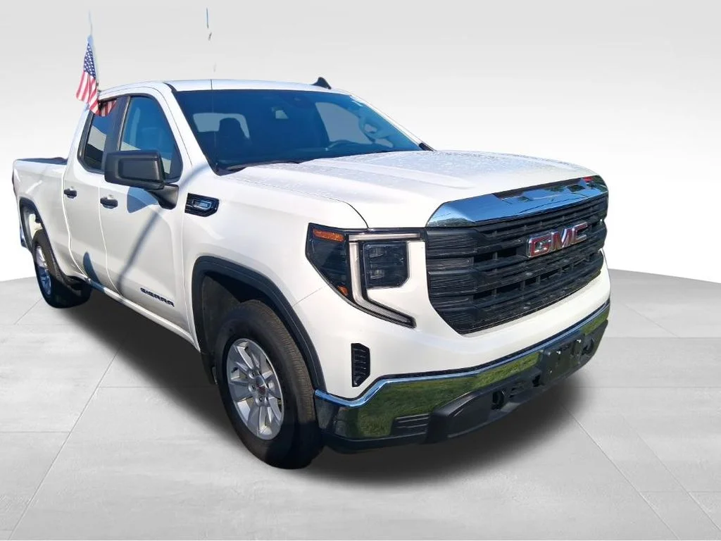 Used 2025 White GMC Pro image 3