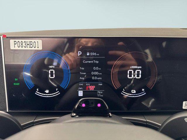 New 2026 White Hyundai SEL image 18
