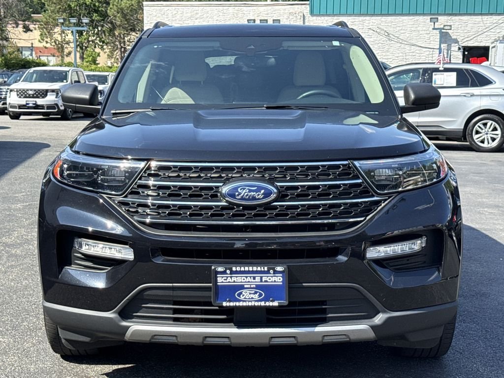Used 2023 Black Ford XLT image 2