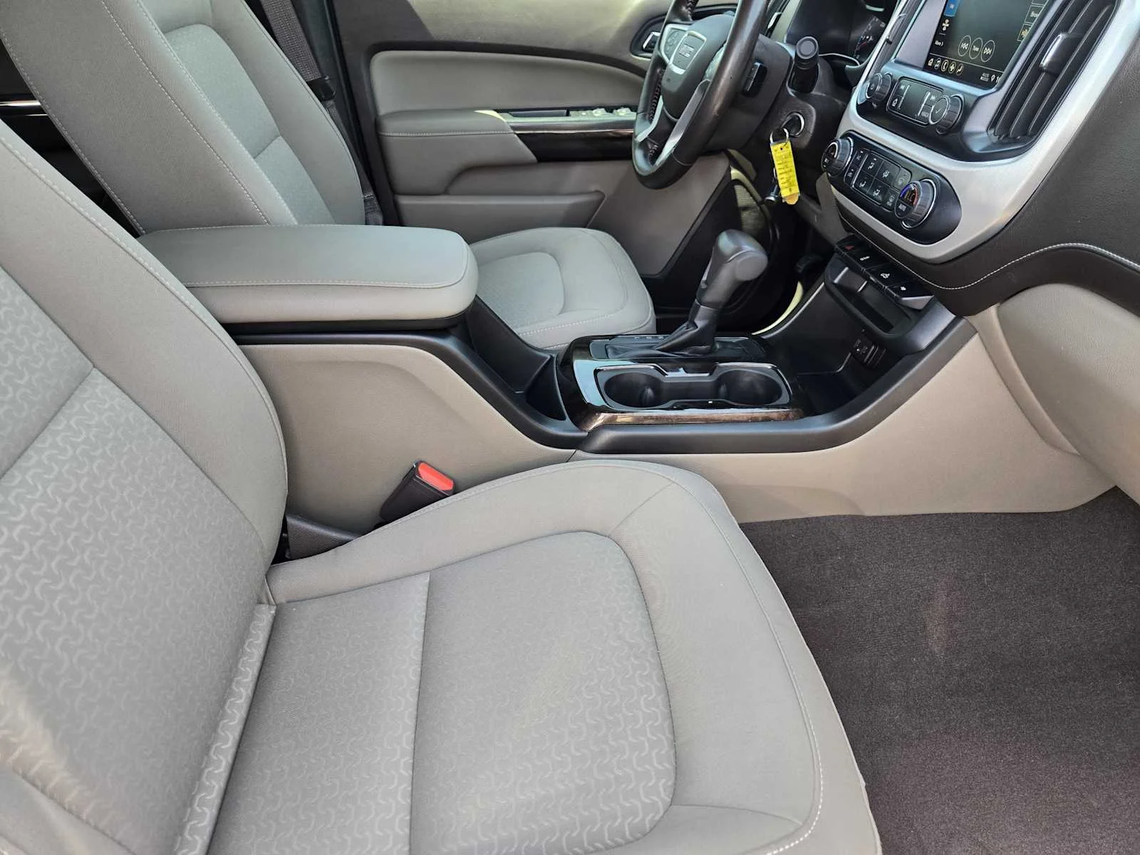 Used 2020 RED QUARTZ TINTCOAT GMC 4WD SLE image 14