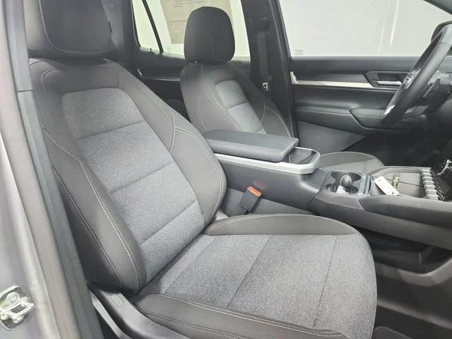 New 2026 Sterling Metallic GMC Elevation image 41