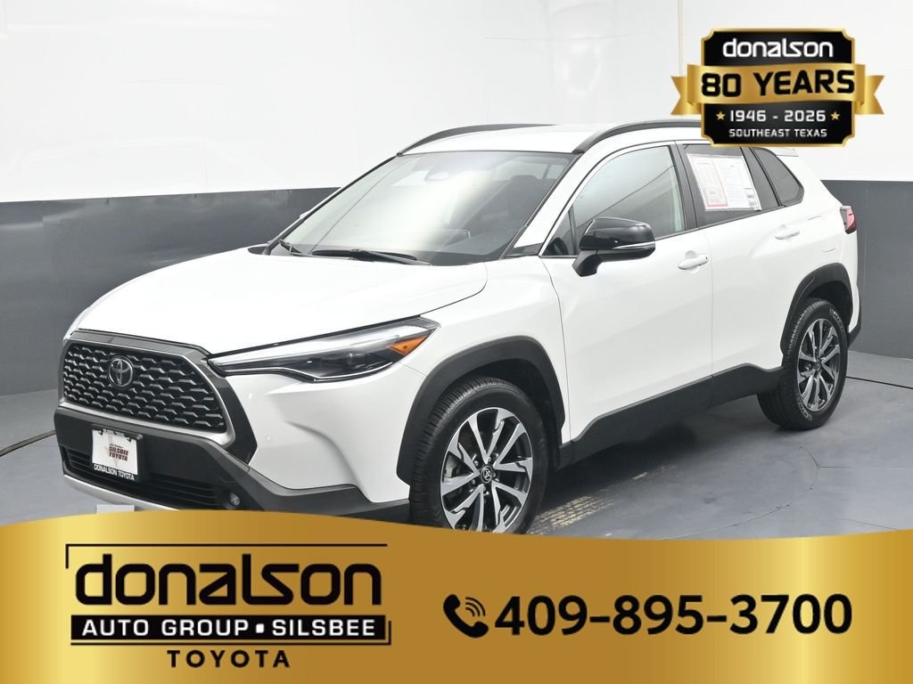 Used 2025 Beige Toyota XLE image 5