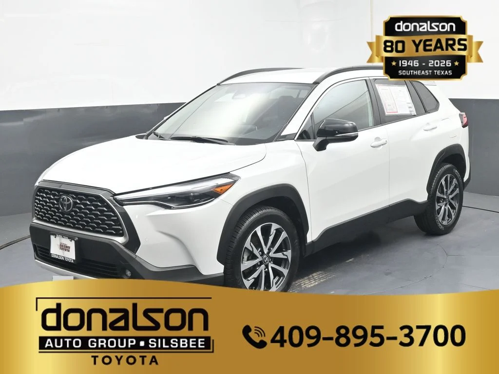 Used 2025 Beige Toyota XLE image 5