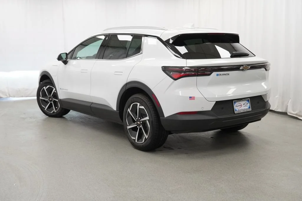 New 2026 Summit White Chevrolet LT image 2
