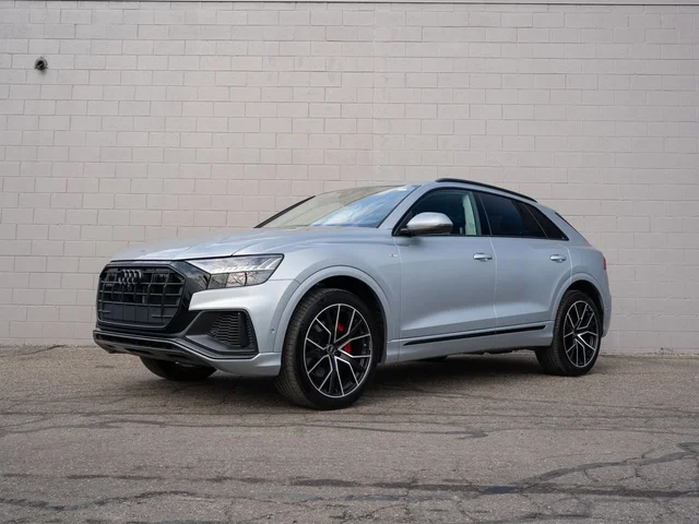 2023 Audi Q8 55 Premium Plus