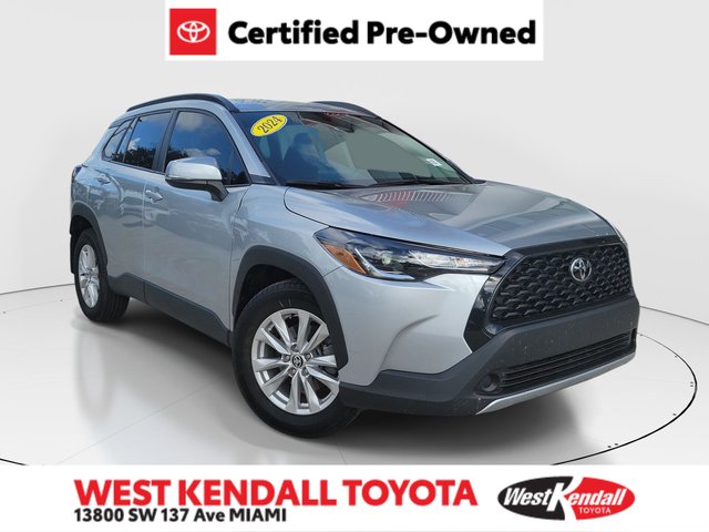 2024 Toyota Corolla Cross LE