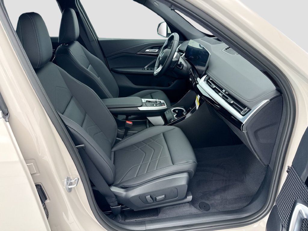 Used 2026 Gray Metallic BMW xDrive28i image 19