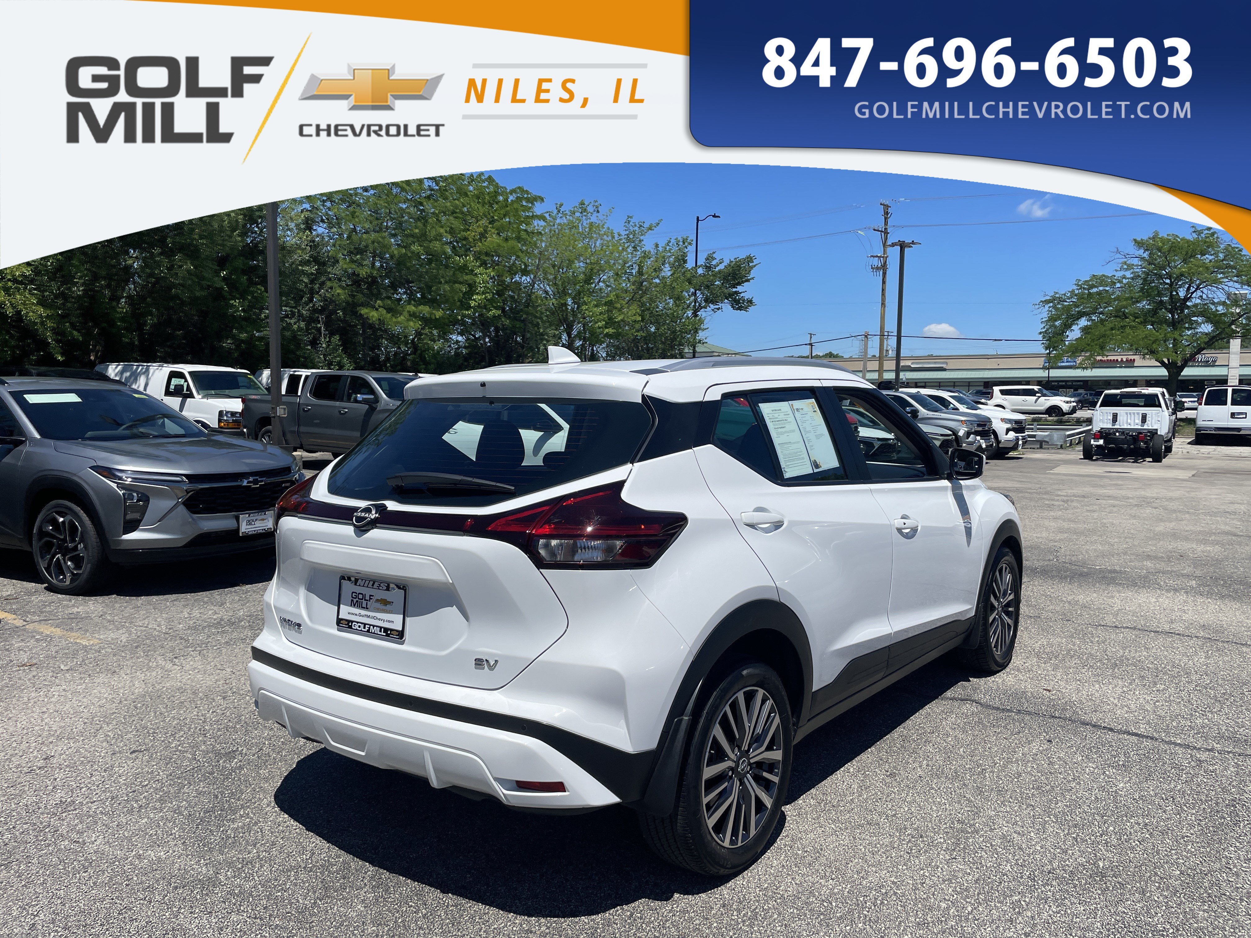 Used 2024 Fresh Powder Nissan SV image 5