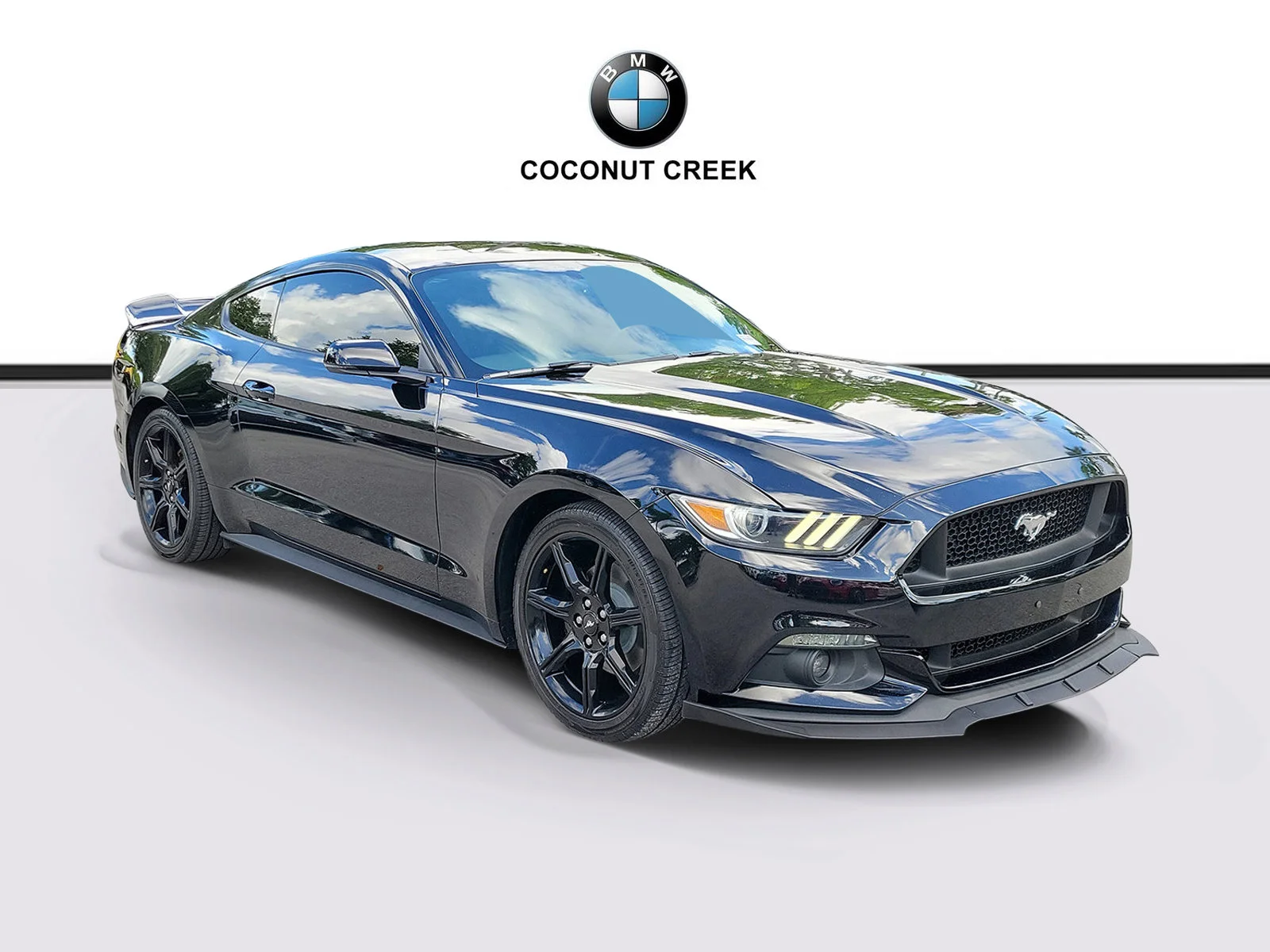 2016 Ford Mustang EcoBoost Coupe Premium's photo
