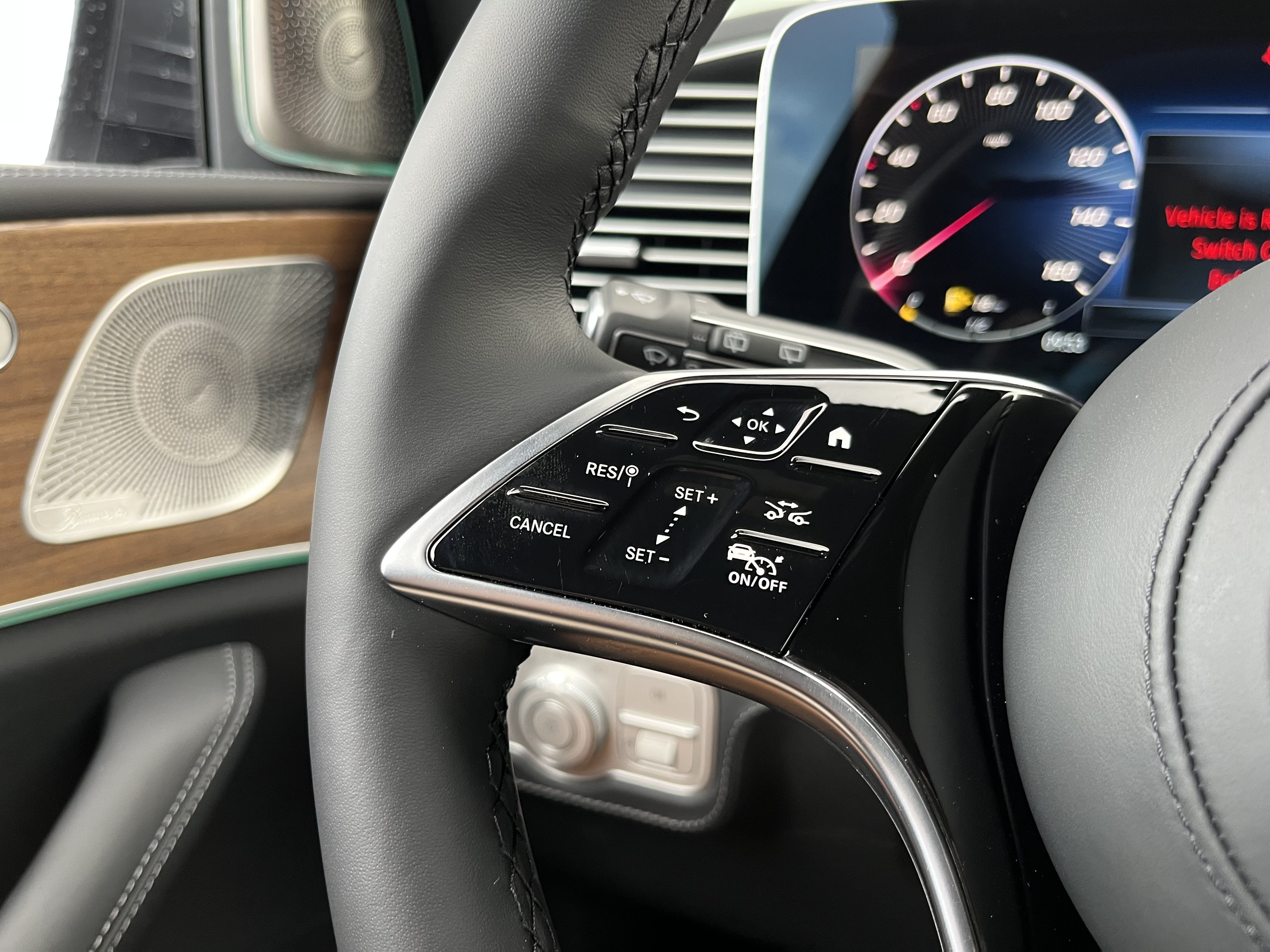 New 2026 Selenite Grey Metallic Mercedes-Benz Maybach GLS 600 image 54