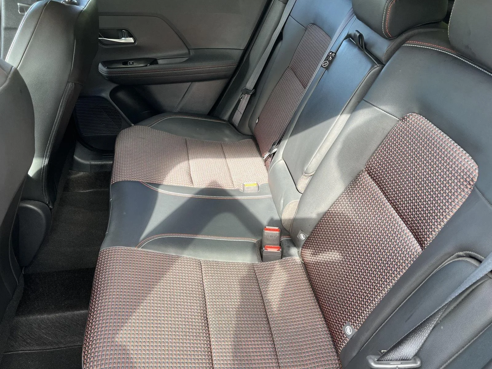 Certified Used 2025 Canyon Bronze Metallic Nissan SR image 13
