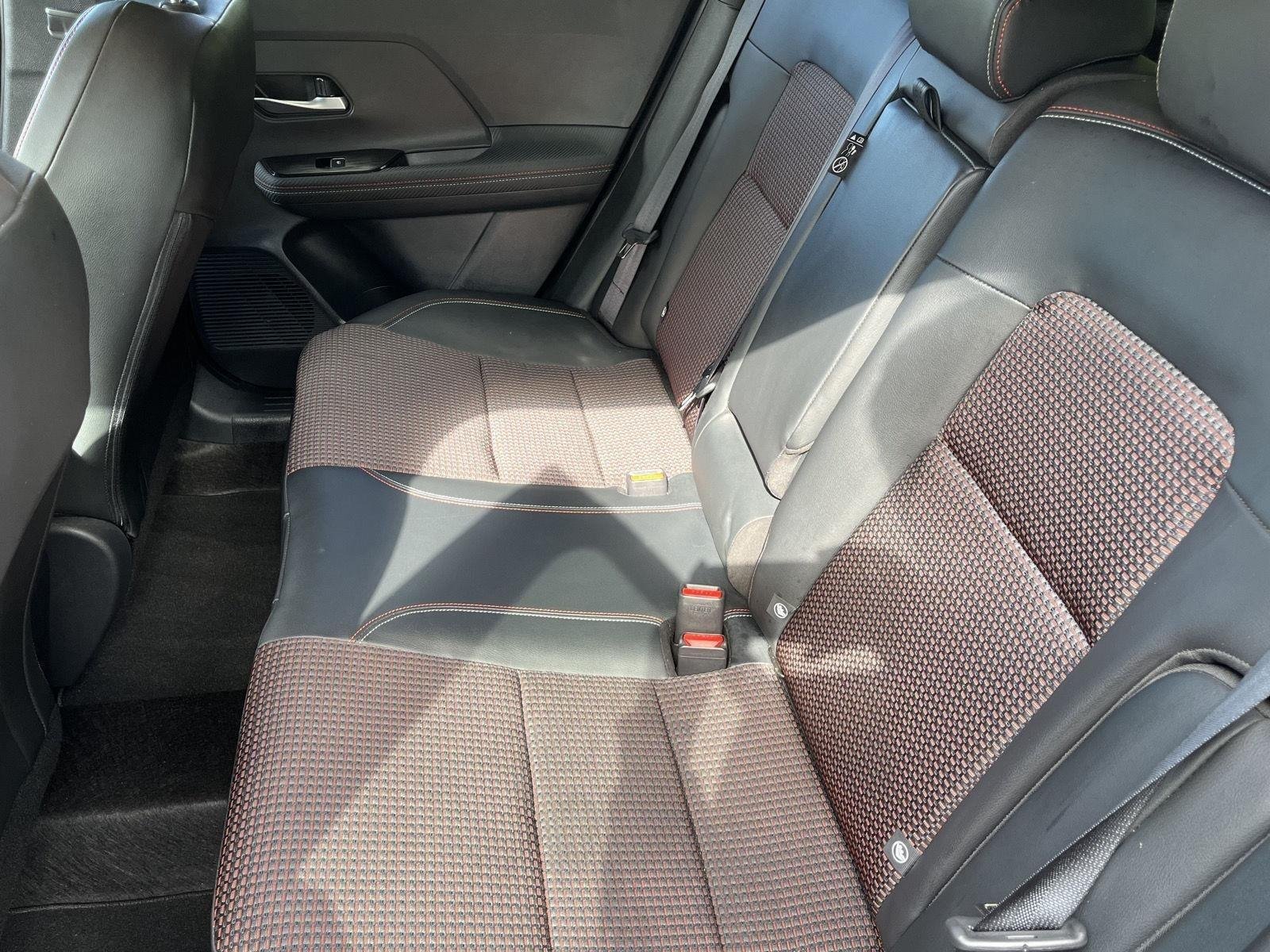 Used 2025 Canyon Bronze Metallic Nissan SR image 13