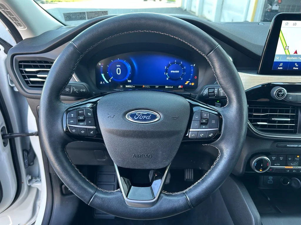 Used 2022 White Metallic Ford Titanium image 12