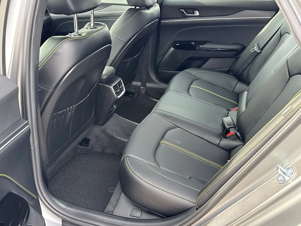 2026 Kia K5 GT - Photo 34