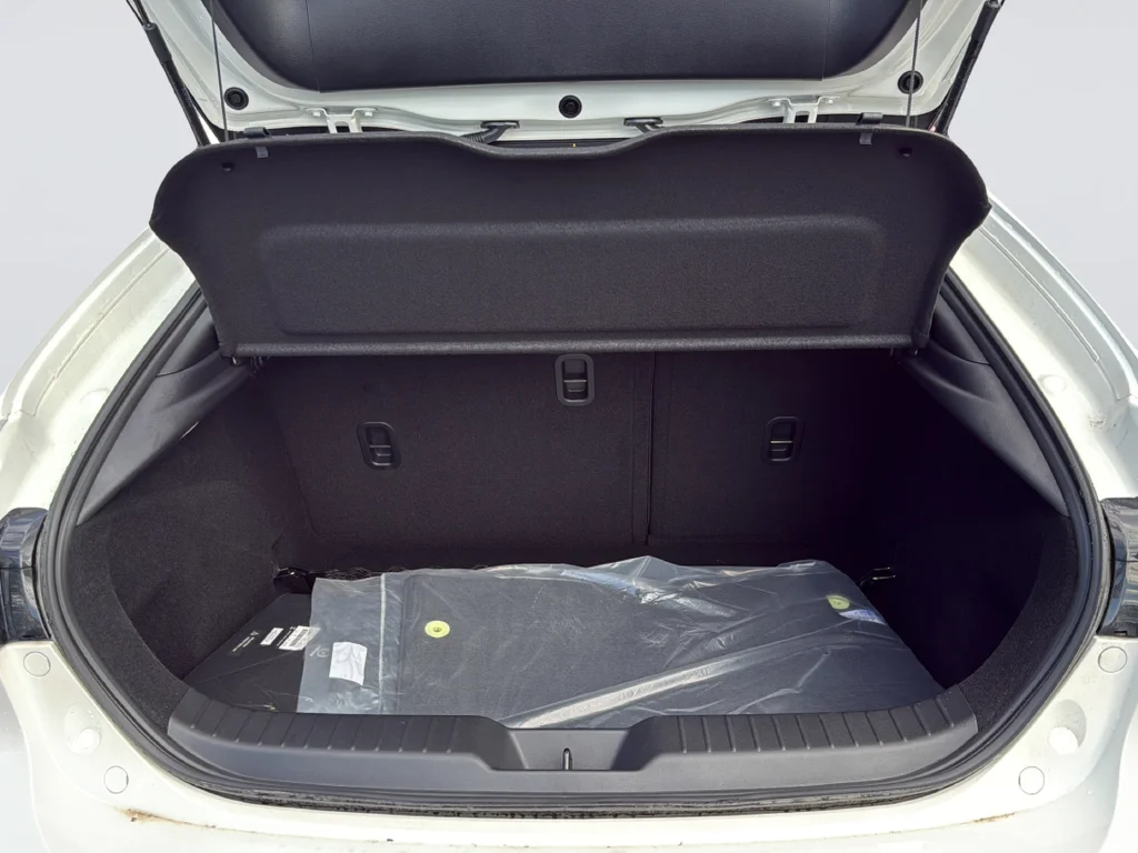 Used 2025 White Mazda 2.5 Turbo Premium Plus Package image 35