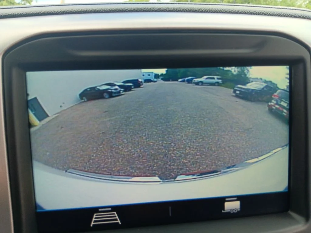 Used 2021 Summit White GMC SLE image 22