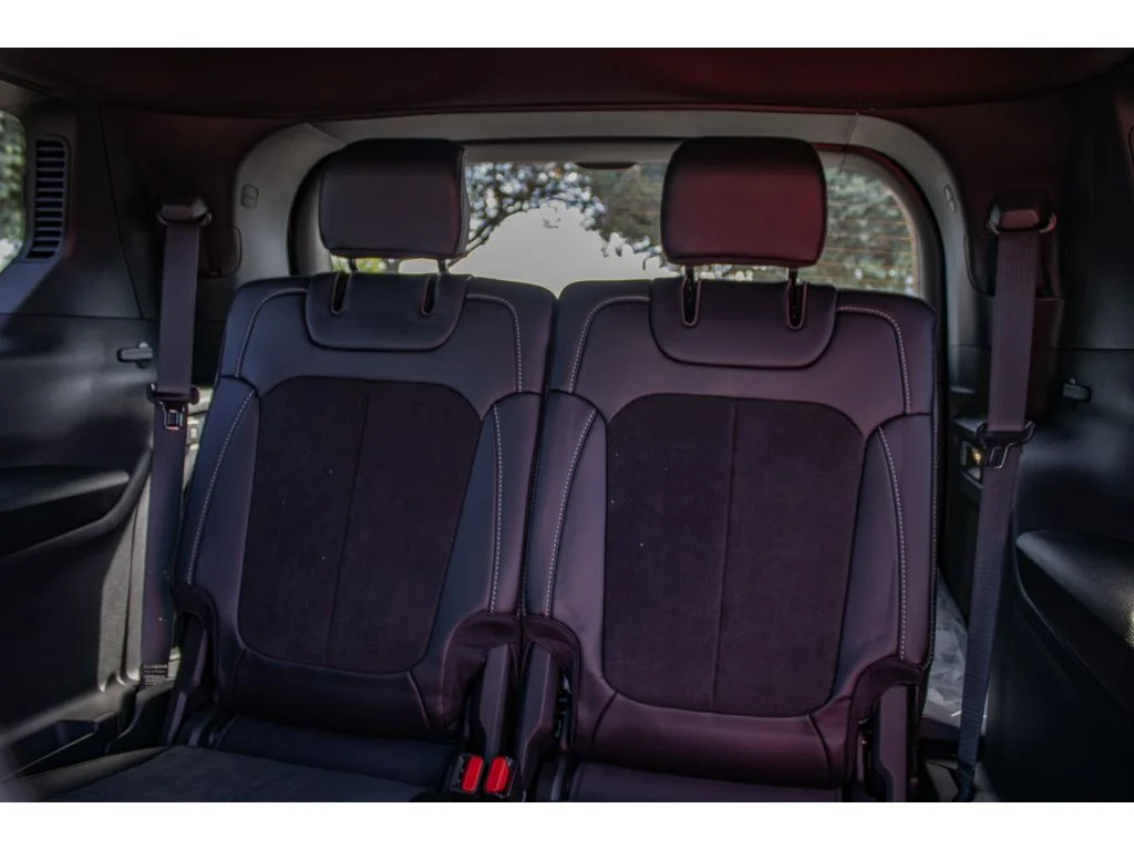 New 2026 Velvet Red Pearlcoat Jeep Laredo Altitude image 18