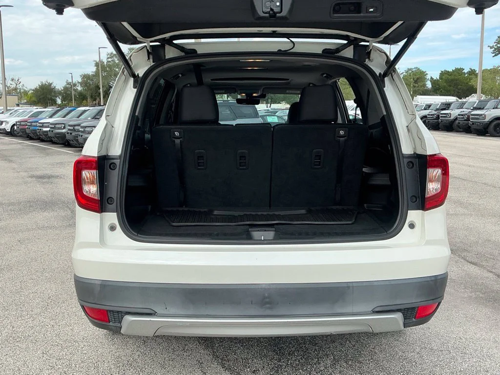 Used 2019  Honda EX-L image 15