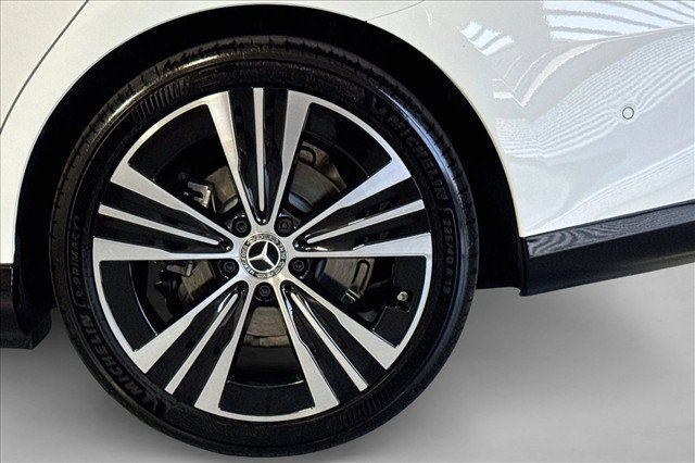 New 2027 Polar White Mercedes-Benz CLA 220 Hybrid image 57