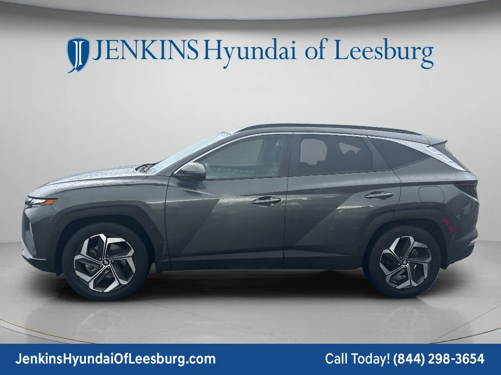 Used 2023 Gray Hyundai SEL image 9