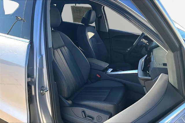 Used 2026 White Audi 2.0T Premium image 7