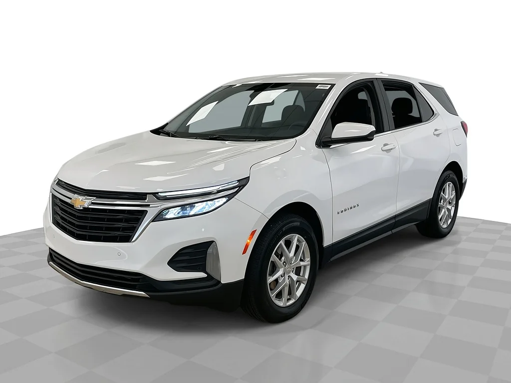 Used 2024 Summit White Chevrolet LT image 1