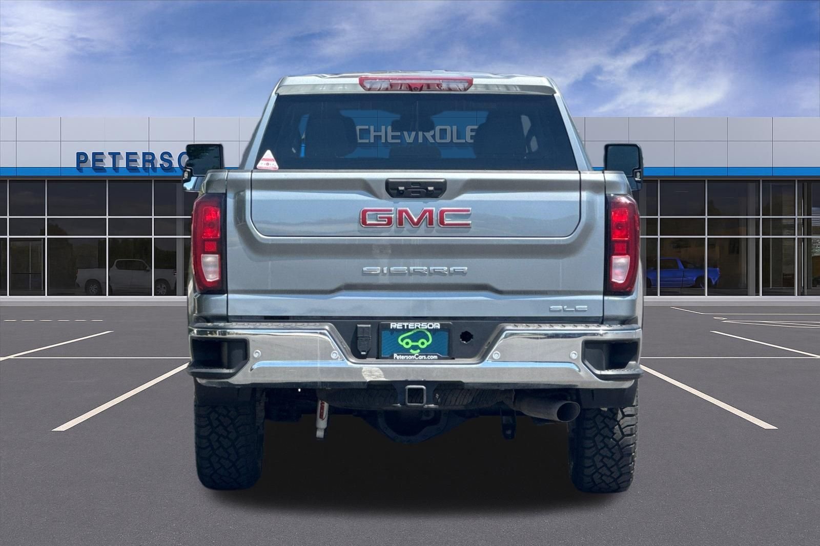 Used 2024 Gray GMC SLE image 5