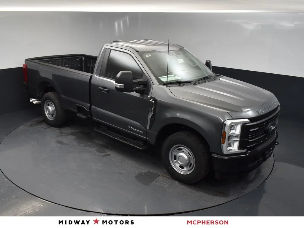 New 2025 Gray Ford XL image 1